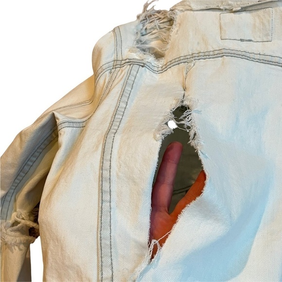 CARMAR destroyed cropped Jean Jacket, tagged M fits like XS - Picture 5 of 11